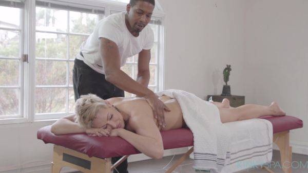 Black masseur bangs married mature blonde and comes on her fine boobs - xbabe.com on v0d.com