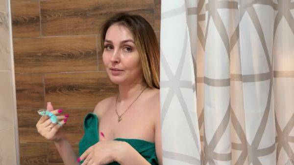 Curvy Phat-booty MILF Indulges In Hot Shower Sex With Her Horny Stepson In the Hotel - anysex.com on v0d.com
