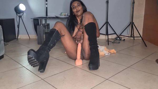 Indian Girl Anal Dildo Ride In Boots - hclips.com - India on v0d.com