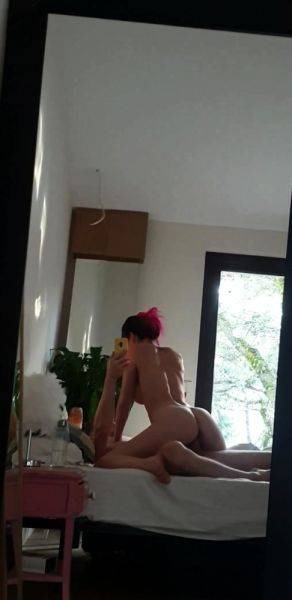 European amateur redhead masturbates on webcam - drtuber.com on v0d.com