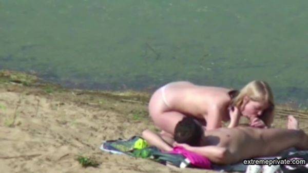 My Stepdaughter Caught With Her Bf On The Beach - voyeurhit.com on v0d.com