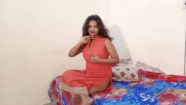 18 Year Old Indian College Babe With Big Boobs Enjoying Hot Sex - hclips.com - India on v0d.com