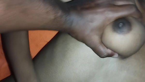 Srilankan Hot Girl And Her Friend Sex On The Room.කලලග යලව දප සපරම මසජ එක - desi-porntube.com - India on v0d.com