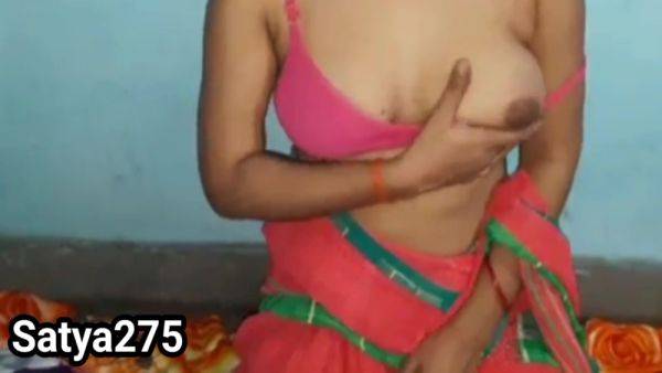 Indian Girl First Time Sex With Step Sisters Boyfriend - hclips.com - India on v0d.com