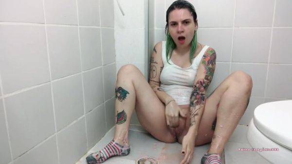 Solo Bathroom Puke - Homemade Sex - hclips.com on v0d.com
