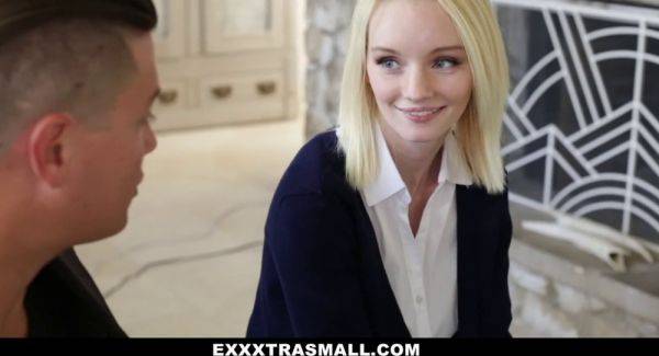 Sammie Daniels, the piano teacher, fucks tiny teen and takes a cumshot on her pretty face - sexu.com on v0d.com