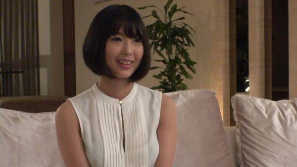 0001869_スリムの日本の女性が痙攣絶頂のハメハメ販促MGS19分動画 - txxx.com - Japan on v0d.com
