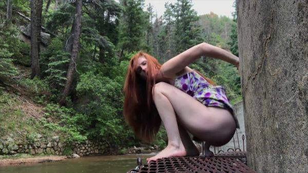 Redhead Real Orgasm On The Nature - hclips.com on v0d.com