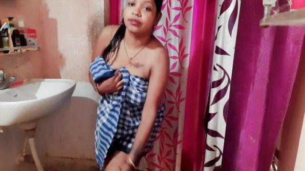Indian Housewife - Huge Boobs - desi-porntube.com - India on v0d.com