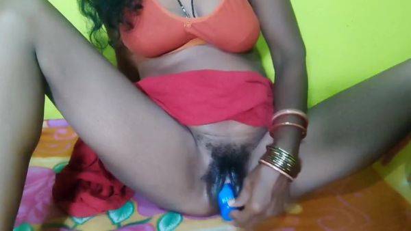 Tamil Hot Desi Chachi Nariyal Bottle Fuck - 18 Years - desi-porntube.com - India on v0d.com
