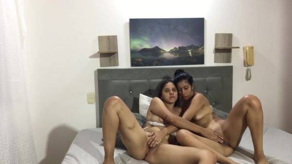 Lesbian Couple Has Passionate And Romantic Sex - hclips.com on v0d.com
