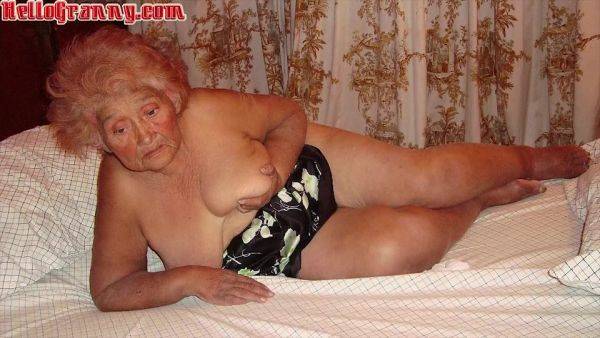 Hellogranny Collecting Latinas For Long Time - hclips.com on v0d.com