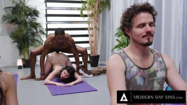 She Cheated On Her BF With Yoga Trainer - Isiah maxwell - xhand.com on v0d.com