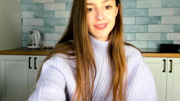 Russian brunette busty camgirl masturbating on webcam - drtuber.com - Russia on v0d.com
