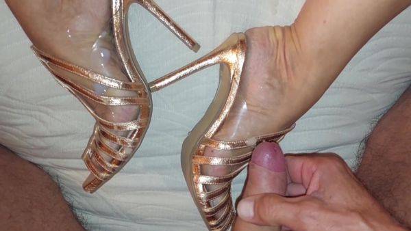 Selenas Small Beautiful Feet In Heels Posing And Worship - hclips.com - Germany on v0d.com