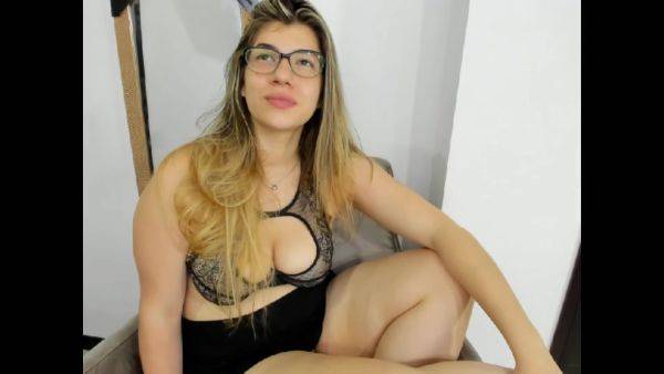 Venezuelan Pawg Girl Eiriadnax (21) Showing Her Bubb - hclips.com - Venezuela on v0d.com