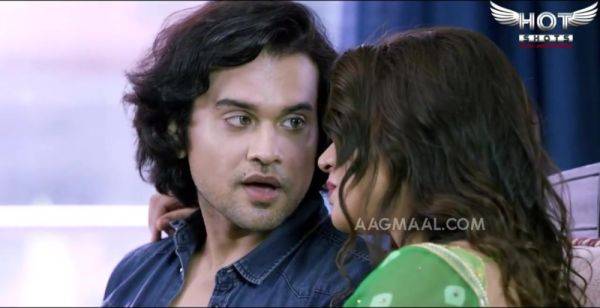 Handsome Indian Couple Fucking Uncut - brunette Babe - xtits.com - India on v0d.com
