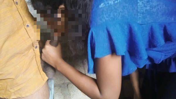 Sri Lankan Outdoor Sex With Hansihotsex - hclips.com - Sri Lanka on v0d.com