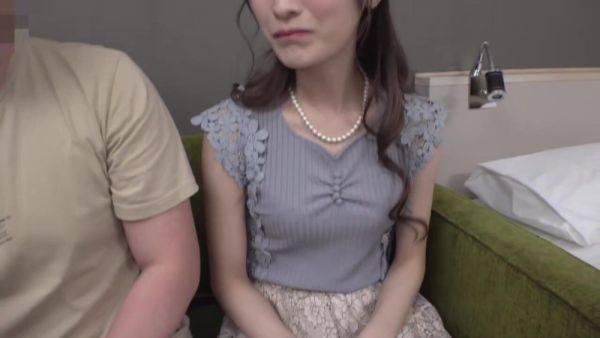 0002257_スレンダーの日本人女性が人妻NTR2穴同時のハメパコ - hclips.com - Japan on v0d.com