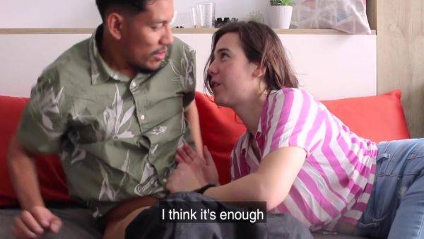 Stepsister Lets Stepbrother See Her White Pussy - videomanysex.com - Spain on v0d.com