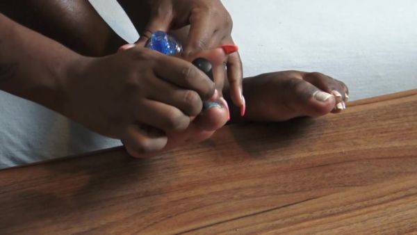 Ebony blue toenails painting by Foot Girls - hotmovs.com on v0d.com