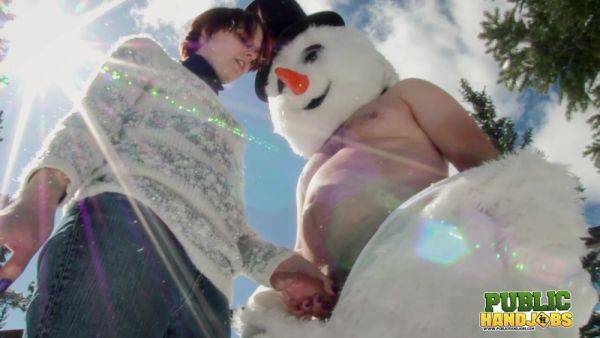 Public Handjobs Brandi de Lafey Strokes A Snowman - txxx.com on v0d.com