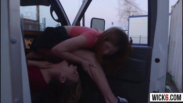 Hot Lesbians And Having A Hot Ou With Kenna James And Leah Gotti - hclips.com on v0d.com