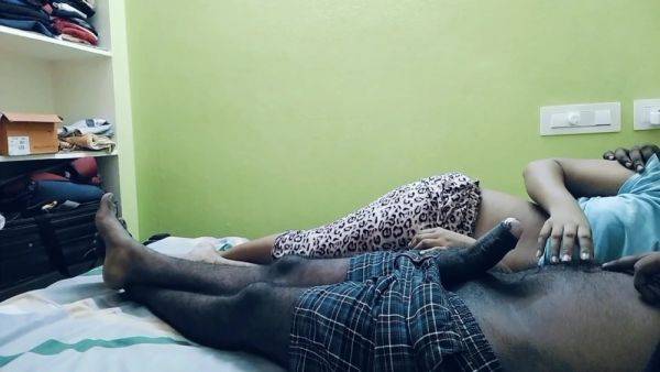 Hot Wife Giving Hand Job - desi-porntube.com on v0d.com