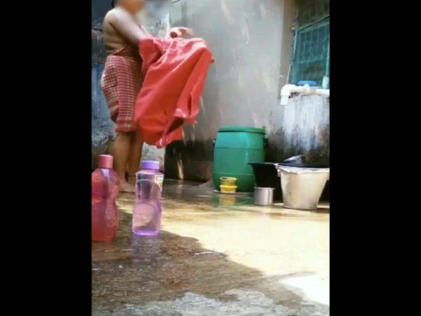 Bihari Ladki Outdoor Mms Video - desi-porntube.com on v0d.com