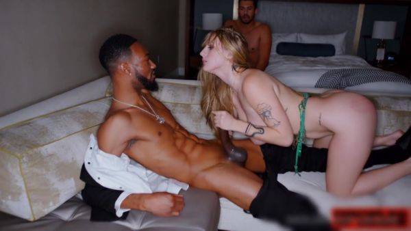 Spankbang.com Angel+30+1 1080p P2 - videomanysex.com on v0d.com