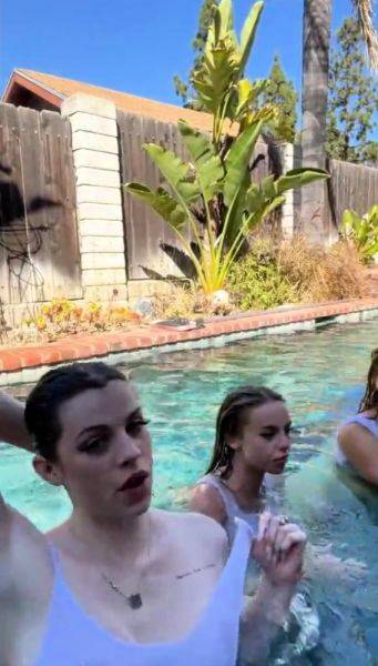 Emma Kotos Pool Livestream Video Leaked - drtuber.com on v0d.com