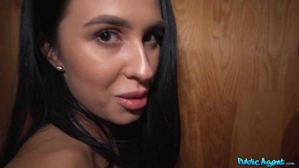 Raven-haired hottie Alyssa Bounty gets pounded on the floor - xhand.com on v0d.com