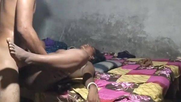 Bhabi Ka Jobor Dust Chuday - hclips.com on v0d.com