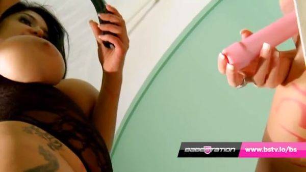 Blonde leah and tina lesbian anal sex in nightclub toilet - hotmovs.com on v0d.com