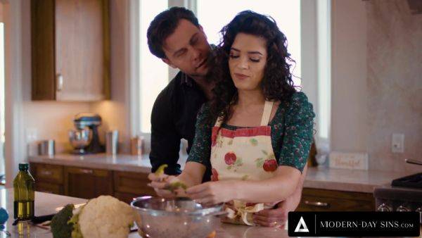Husband Seth Gamble Cums inside of his wife Victoria Voxx during cooking - anysex.com on v0d.com