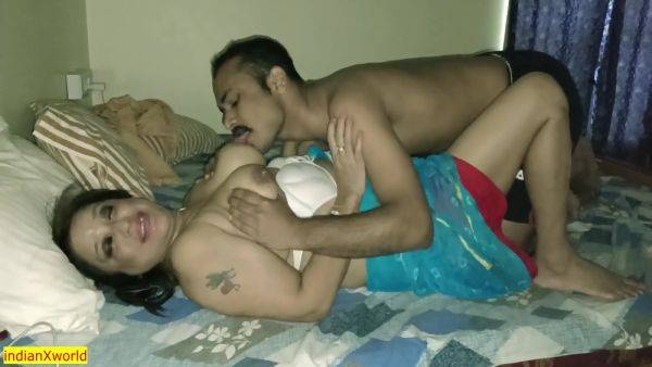 Indian Hot Bhabhi Sex! Hindi Viral Homemade Video - hclips.com on v0d.com