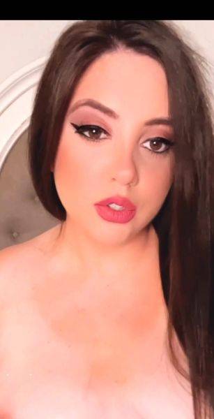 Love Chat Big Boobs Brunette Masturbating For Cam - drtuber.com on v0d.com