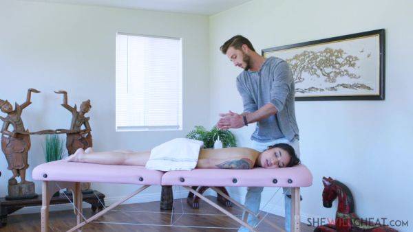 Insolent brunette turns erotic massage into loud oral perversions - hellporno.com on v0d.com