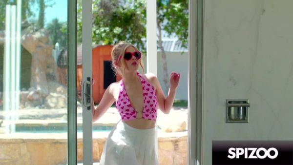 Coco Lovelock Is A Tiny Squirting Housesitter - hotmovs.com on v0d.com