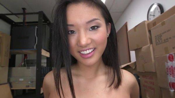 Alina Li Among Packages - Alina li - xtits.com on v0d.com