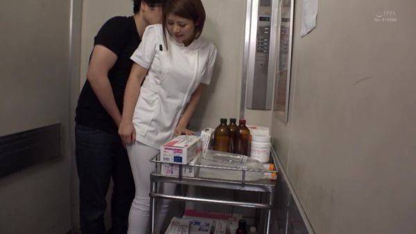 GH2301-Busty Mature Nurse in Skinny Pants Fucked in the Elevator - txxx.com on v0d.com