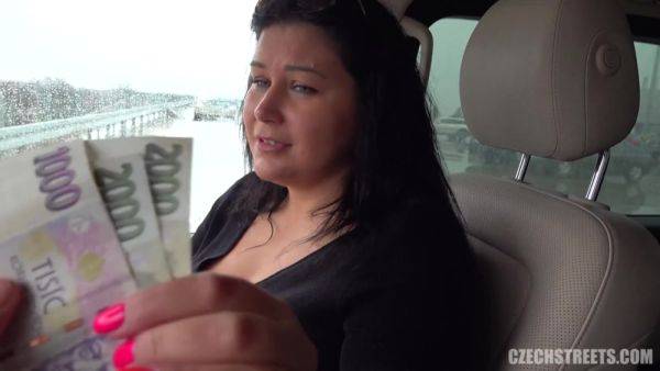 Married slut gives her holes to a stranger right in his car! Public Anal - anysex.com on v0d.com