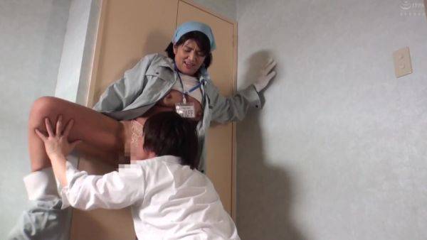 06H1323-Fucking a cleaning lady's mature woman with a meat stick in the back of her throat - senzuri.tube on v0d.com
