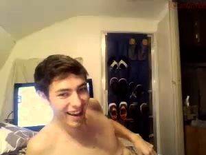 Amateur Video Amateur College Threesome Webcam - drtuber.com on v0d.com