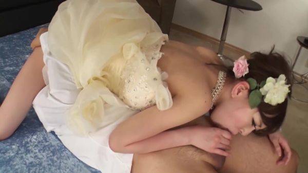 Japanese Girl Gets Hairy Pussy Fucked Deep Creampie P6 - videomanysex.com - Japan on v0d.com