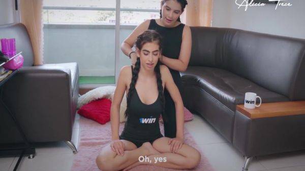 A Teacher Takes Advantage Of Her Student In A Tantric Yoga Class - hotmovs.com - Colombia on v0d.com