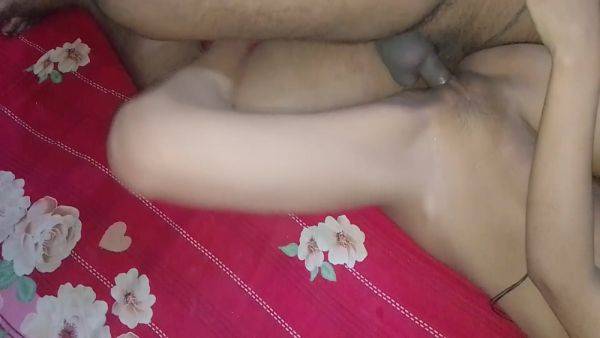 Desi Indian Girlfriend Boyfriend Xx Video - desi-porntube.com - India on v0d.com