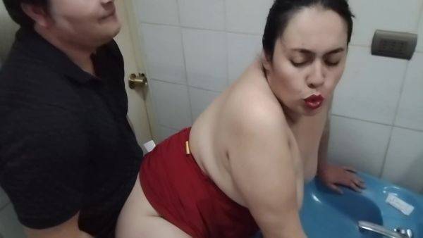 Masdratra Fucks With Her Sons Friend In The Bathroom In The Middle Of The Party - hclips.com - Usa on v0d.com