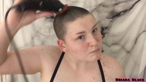 All Natural Babe Films Head Shave For First Time - Big tits - xtits.com on v0d.com