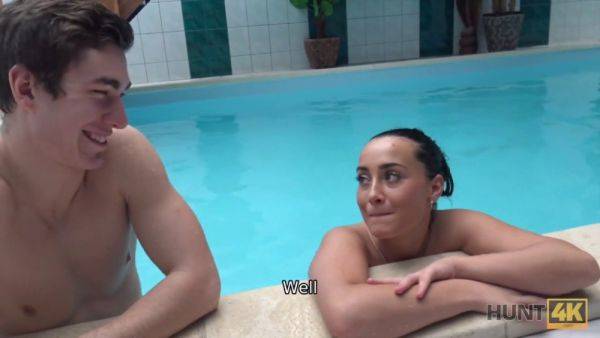 Watch this cheap slut try to keep her man at the spa with her mouth and blowjob skills in POV reality porn. - sexu.com - Czech Republic on v0d.com